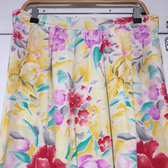 VINTAGE FLORAL PRINT SILK SKIRTS SIZE 14 - Picture 7 of 8